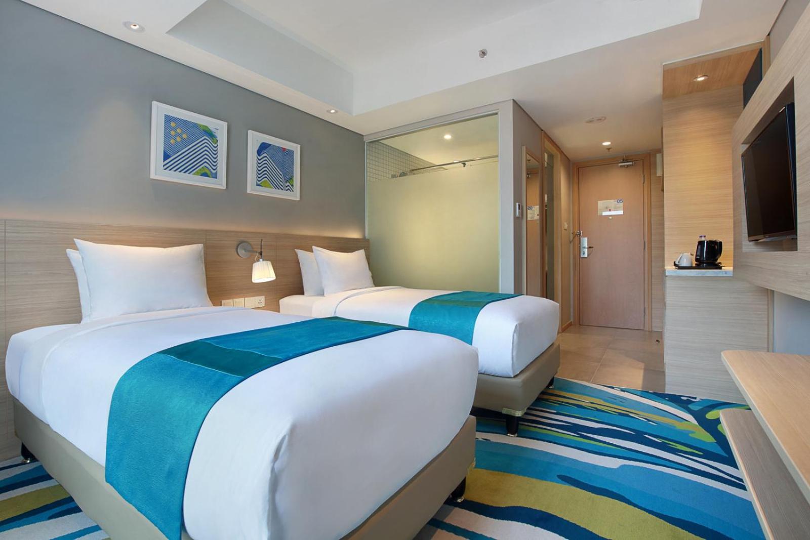 Holiday Inn Express Jakarta Wahid Hasyim By Ihg מראה חיצוני תמונה
