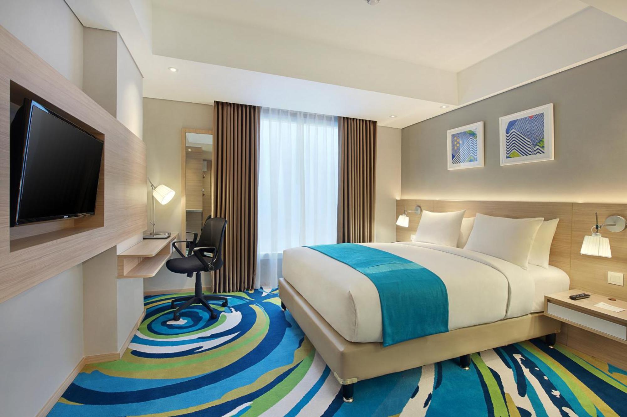 Holiday Inn Express Jakarta Wahid Hasyim By Ihg מראה חיצוני תמונה